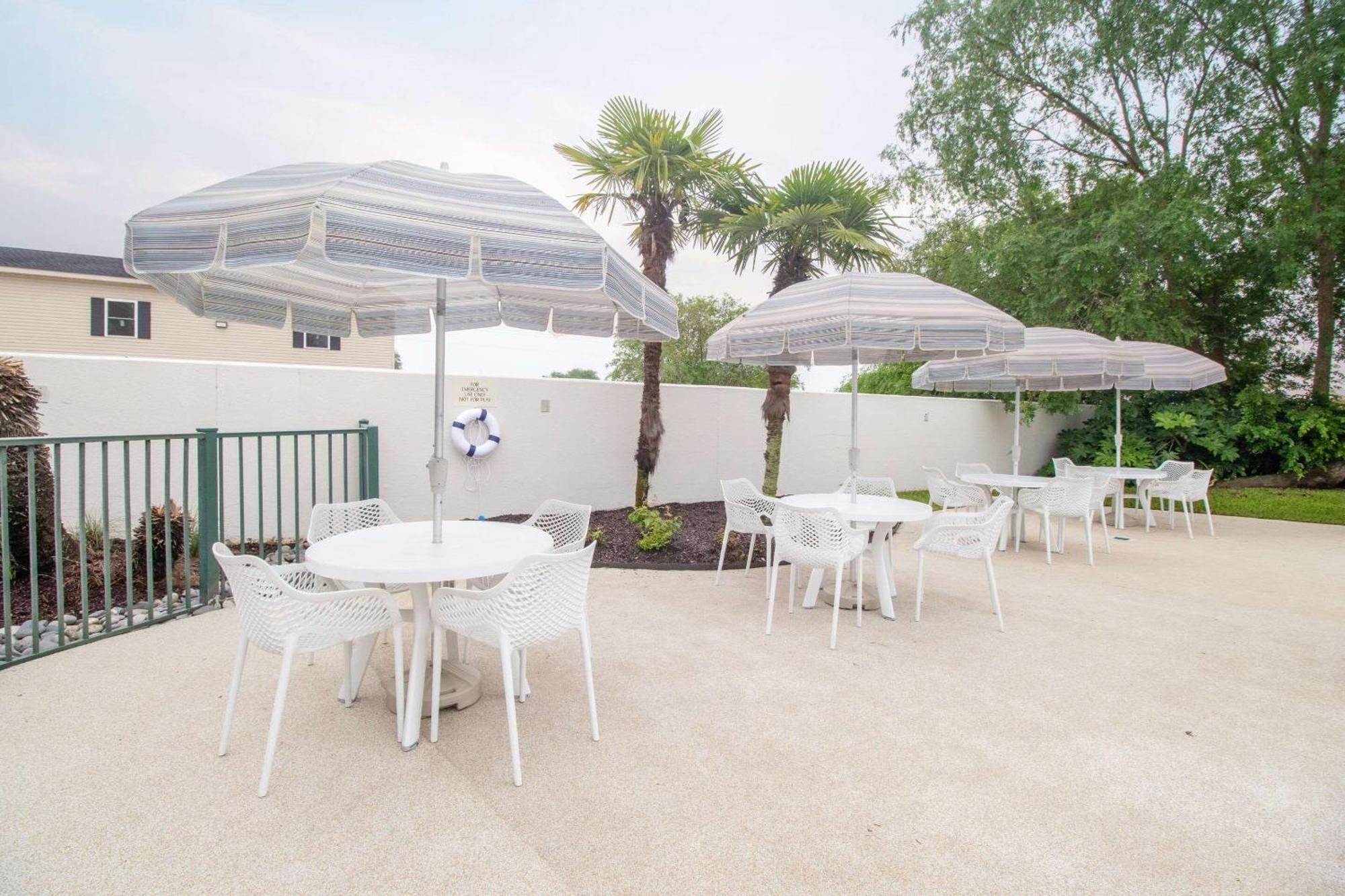Econo Lodge Inn & Suites Foley-North Gulf Shores Εξωτερικό φωτογραφία